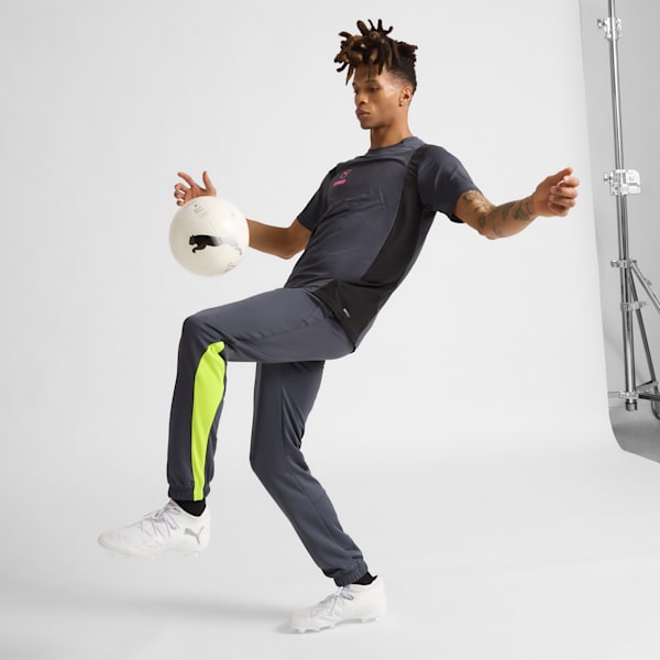 Chaussures de soccer à crampons pour terrain ferme FUTURE 8 ULTIMATE Homme, PUMA White-Matte Silver, extralarge